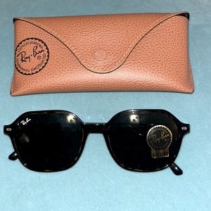 Brand new Ray-Ban, authentic frame and lenses G 15 tint. Size 53-18 temples 145